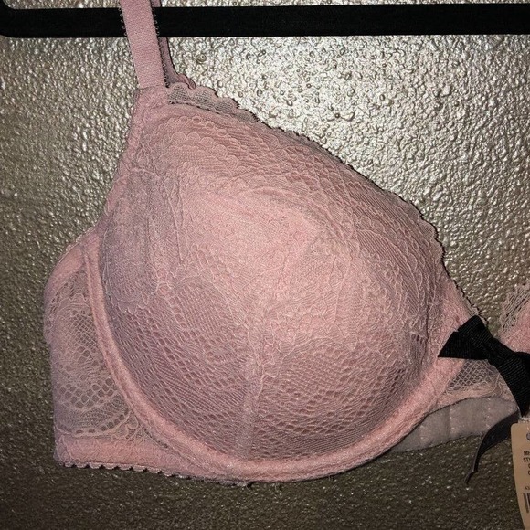 NWT Victoria's Secret Pink Lace 38c Bra - Picture 2 of 5